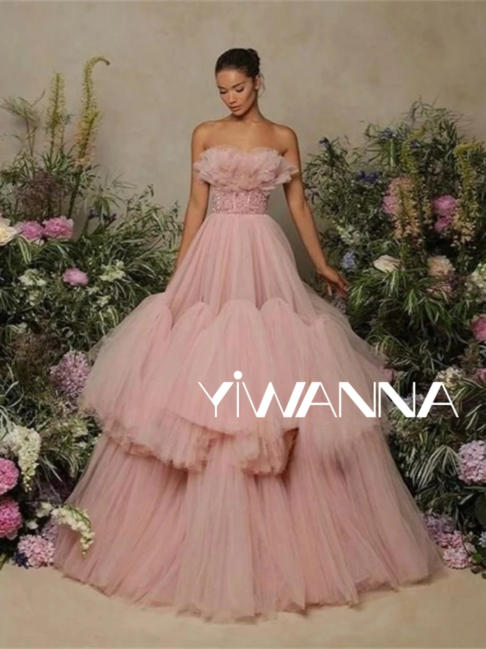 

Sexy Strapless Backless Cocktail Dress Pink Beads Pleat Evening Gown Graceful Tiered A-line Long Prom Dress For Formal Occasion