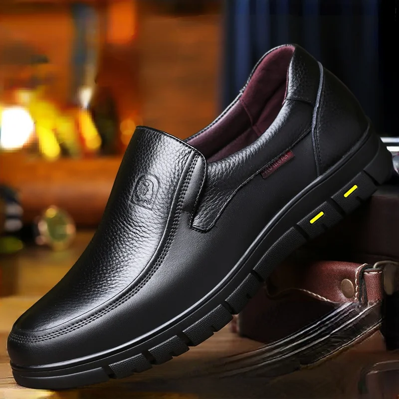 

Handmade Shoes Leather Casual Shoes Men's Flat Walking Shoes Outdoor Shoes Loafers Breathable Sneakers Shoes for Men 2023 New