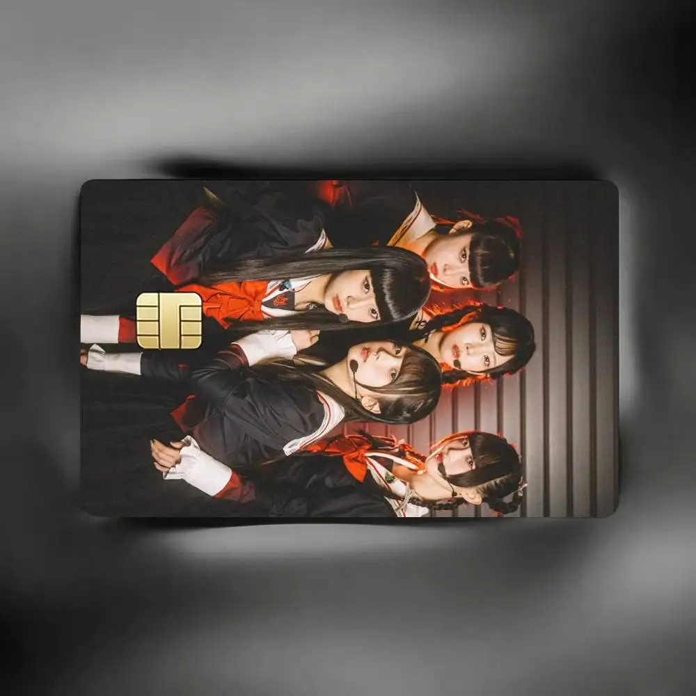 Фото Наклейки-скины Otomodachi P-Phantom S-Siita для кредитных карт VISA, банковских карт, проездных на автобус и метро, защитная пленка-наклейка №5