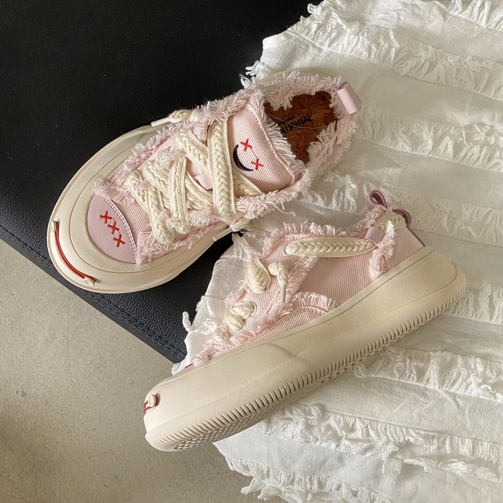 2023 Ins Style Smile Face Women Canvas Casual Sports Shoes Ladies Skatebord Chunky Daddy Shoes Female Lace-up Platform Sneakers