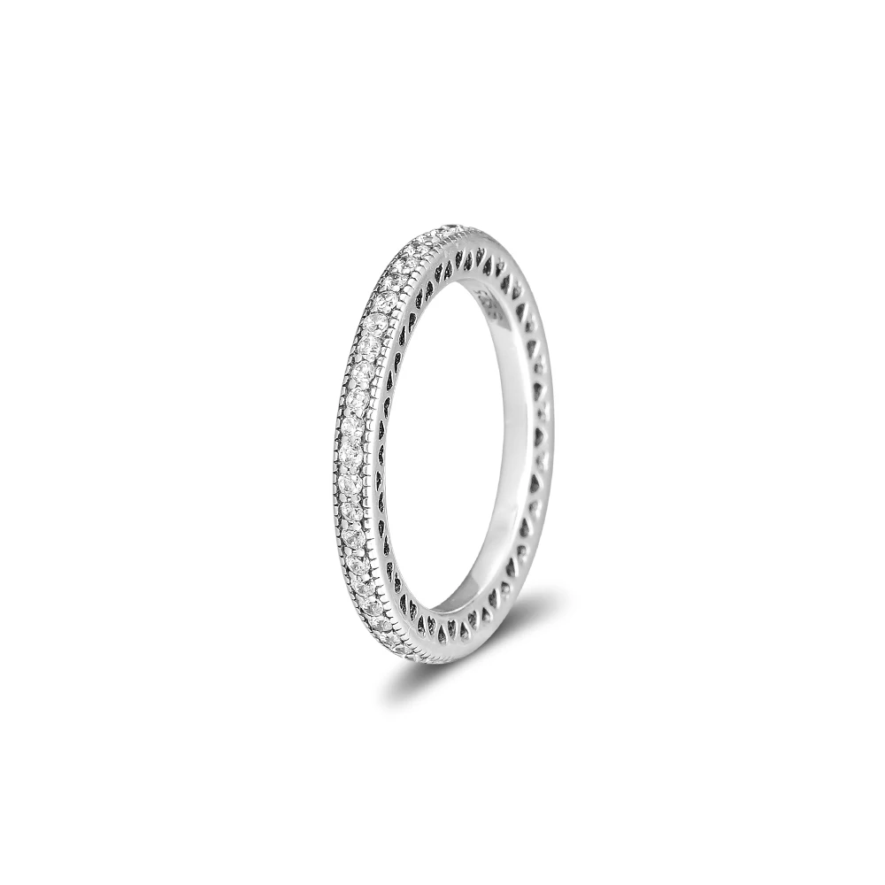 

Кольцо женское из серебра пробы с прозрачным камнем