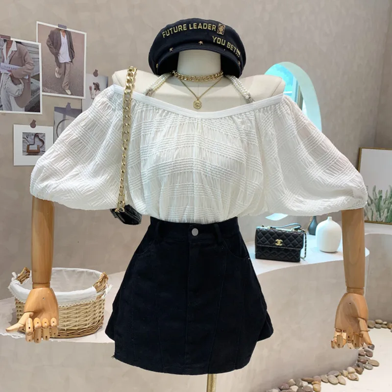 

New Women's Clothing 2022 Summer Off shoulder pearl hanging neck batwing sleeve shirt Female Design Fashion Top blouses feminina