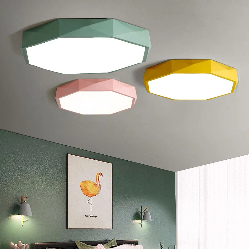 Светильник настольный для школьника. Рожки плафона. Настольная лампа для школьника. Эпра для светодиодных светильников. Офисное освещение потолочное.