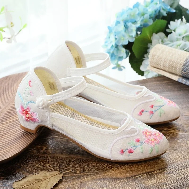 

New ethnic style embroidered shoes inner height women's single shoes mesh cheongsam shoes tendon bottom casual shoes