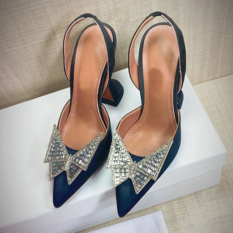 

Women mules luxury flats fashion moccasins designer shoes summer slippers pointed toe slip slip on wedding ladies casual sandals