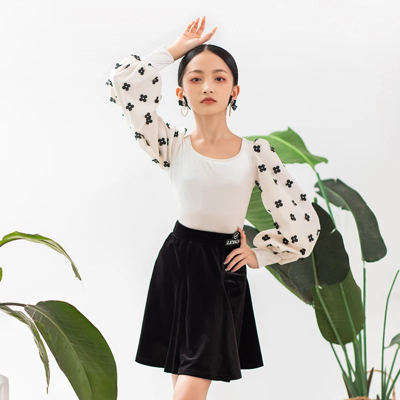 

2022 New Latin Dance Costumes For Girls Long Sleeved Skirts Suit Chacha Rumba Tango Dress Latin Performance Dance Wear DQS11324