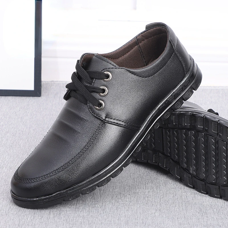 

New 2022 Genuine Leather Casual Shoes For Men Flat Platform Walking Shoes Outdoor Footwear Loafers Breathable Sneakers