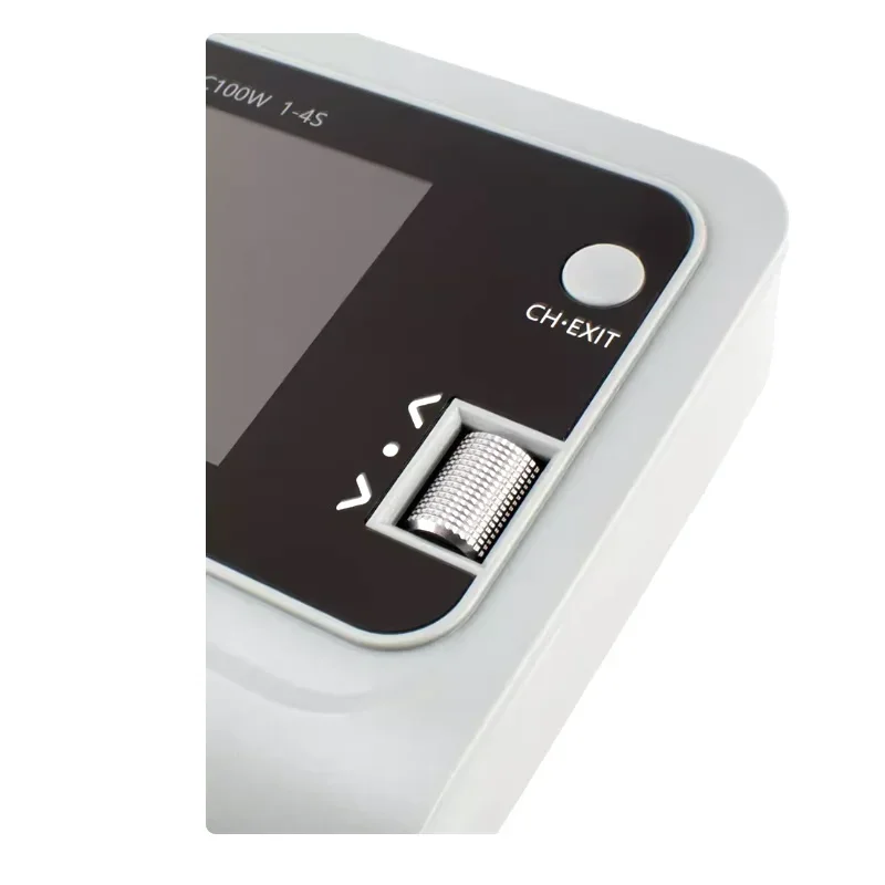 ToolkitRC Q4AC Четырехканальное балансное зарядное устройство AC/DC 1-4S IPS-экран Роликовый