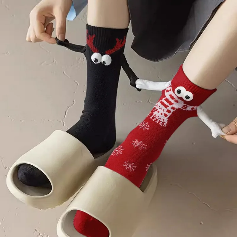 

1 Pair Christmas Couple Socks Cartoon Lovely Cotton Breathable Comfortable Doll Eyes Couple Socks Magnetic Club Socks Gift