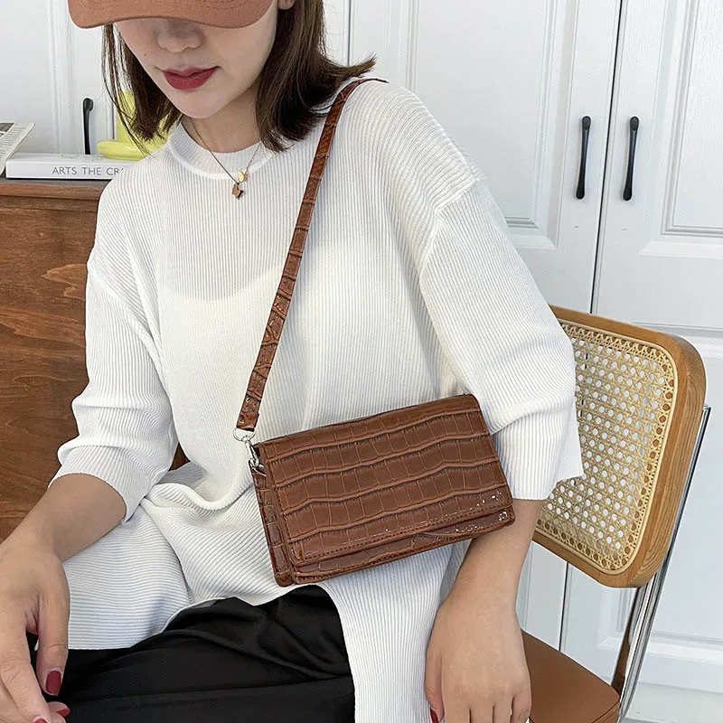 New Trend Fashion Women's Crossbody Bag Vintage Designer Female Flap Small Single-Shoulder Bag Trend Simple Messenger Bag Purse