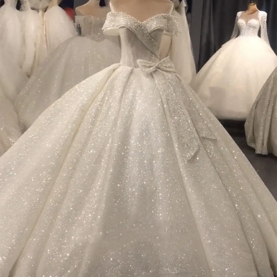 

Белое свадебное платье с бантом, блестящими блестками, открытыми плечами, бусинами и жемчужинами, свадебное платье принцессы со шлейфом на ...