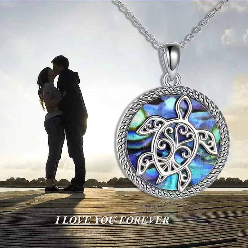 

3 Styles Vintage Women Creative Jewelry Heart Shaped Shell Gemstone Pendant Necklace for Women Personality Round Silver Necklace