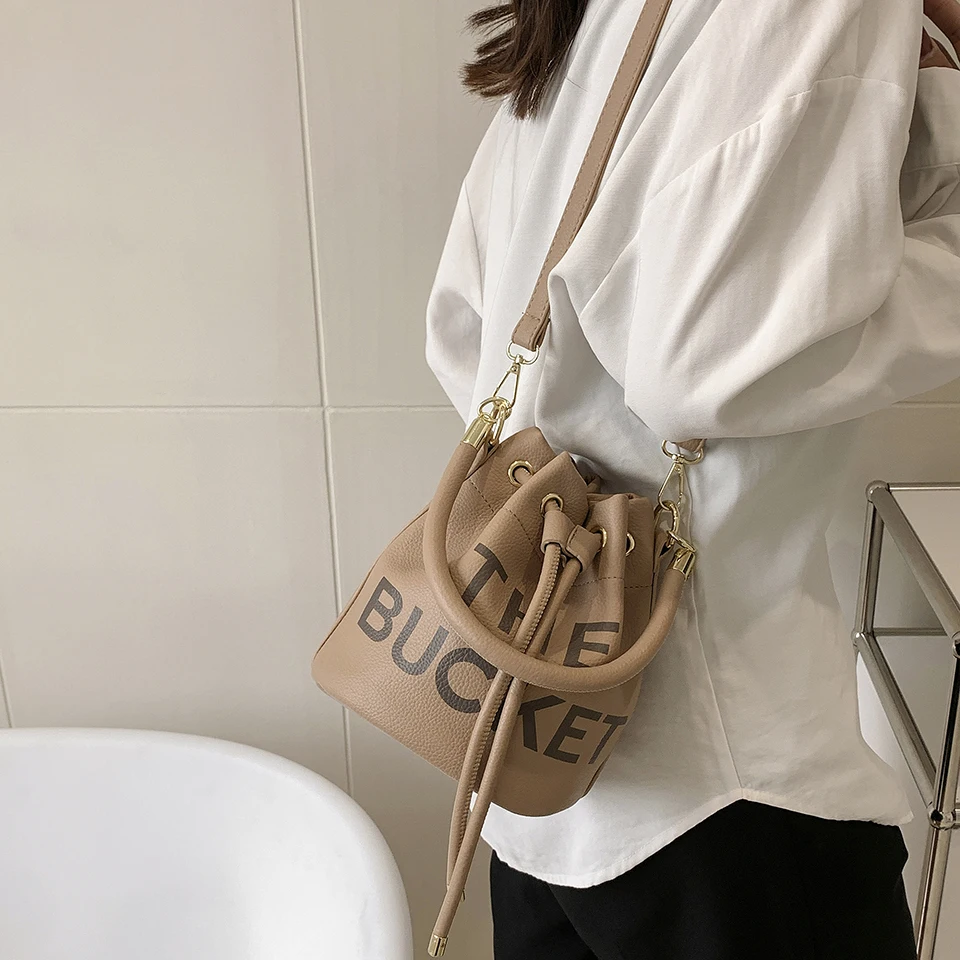 Luxury Band Designer Bucket Handbag and Purse Shoulder Crossbody Bag Women 2023 New Soft Leather Fashion Messenger Bag