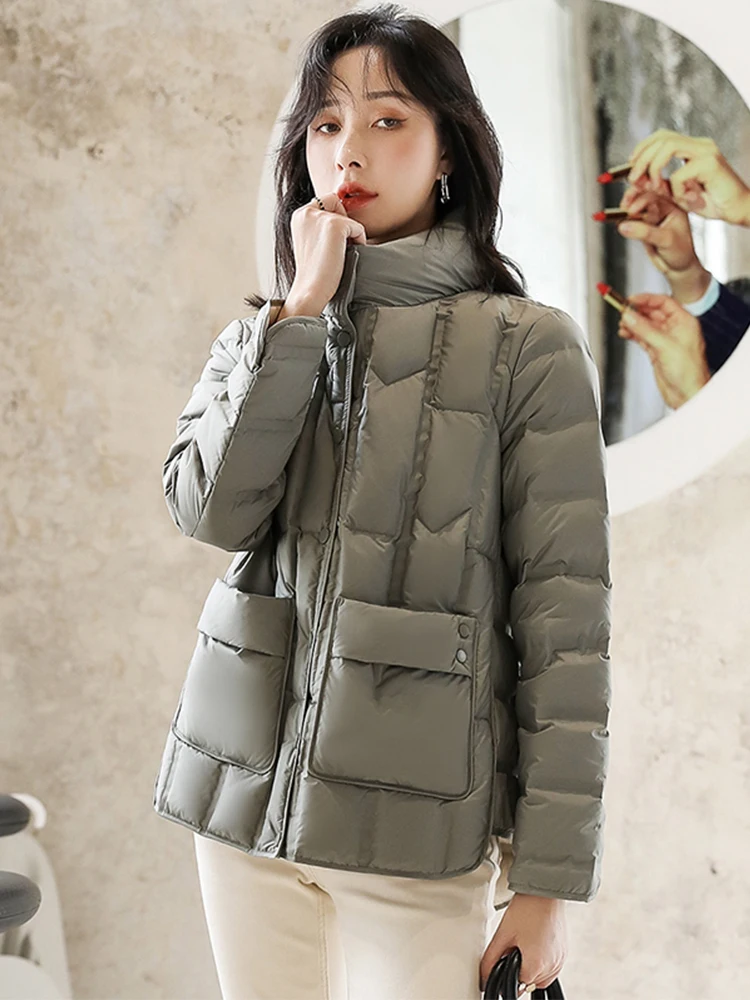 Женский короткий пуховик с воротником-стойкой на осень/зиму