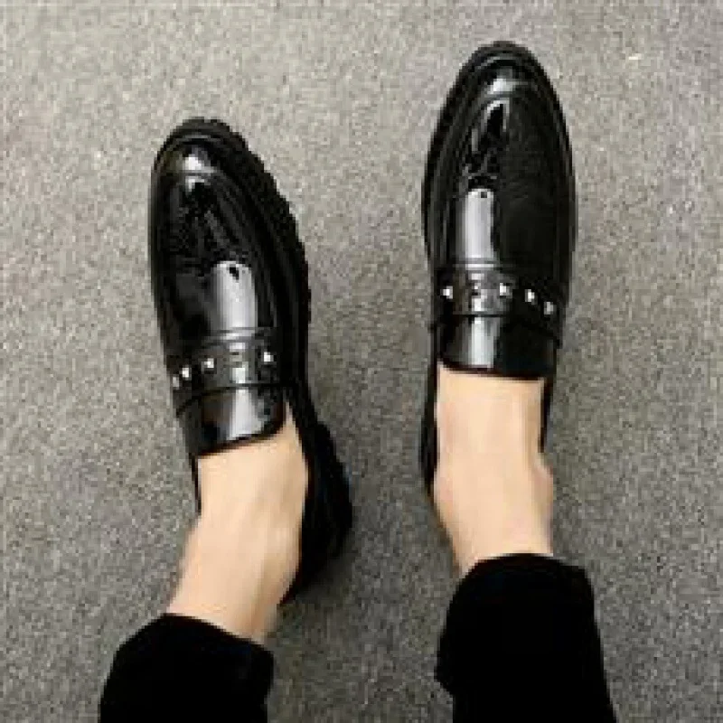 

Кожаные туфли мужские Деловая одежда броги в британском стиле летние дышащие повседневные мужские Пригородные свадебные туфли для лучших мужчин S
