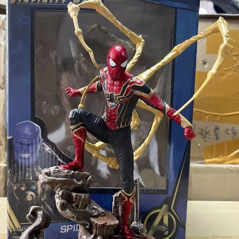 Экшн-фигурка из ПВХ Мстители: война бесконечности 28 см