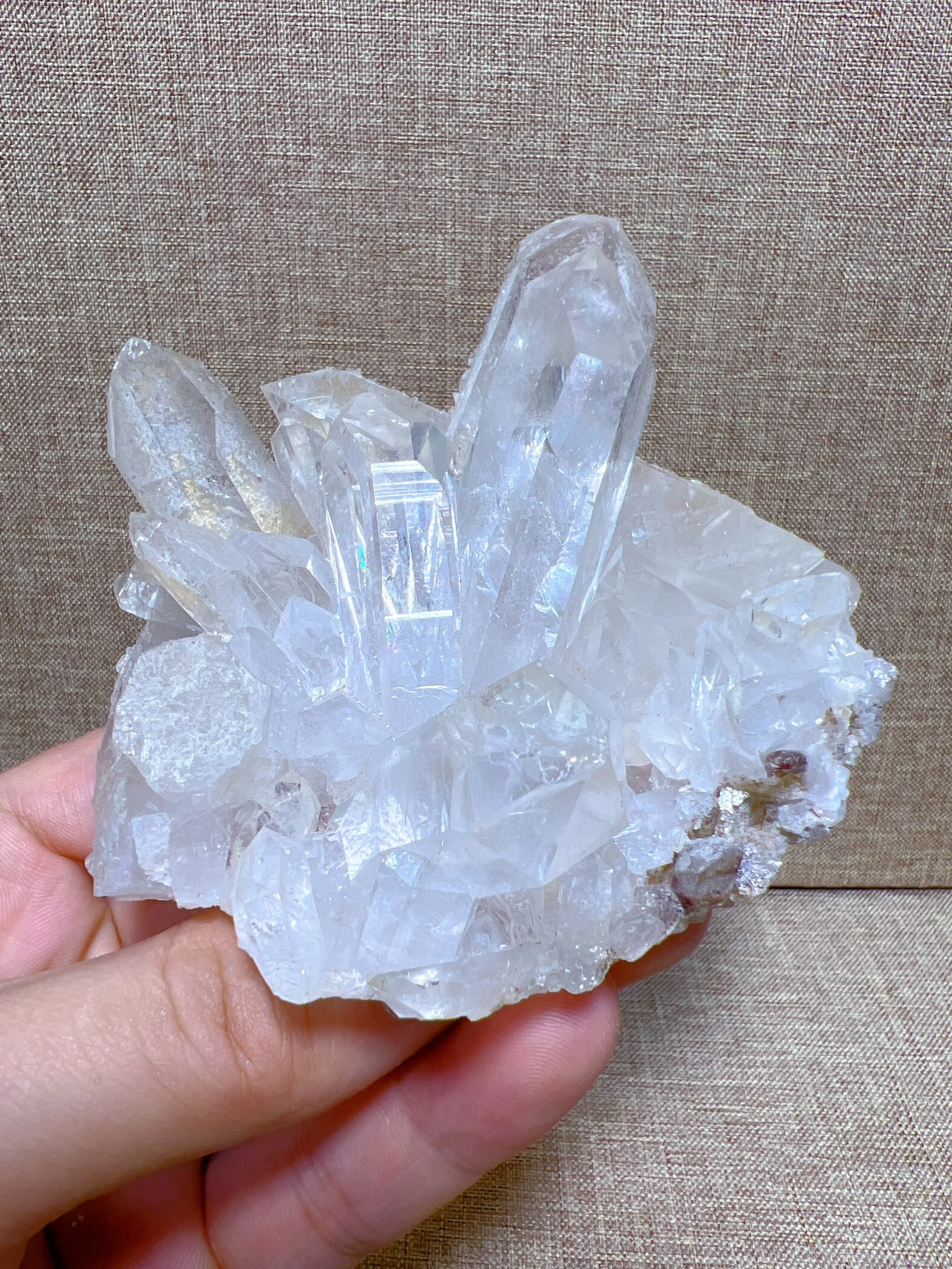 

Natural Clear Quartz Cluster Free Form Reiki Healing Stone Home Decoration Exquisite Gift