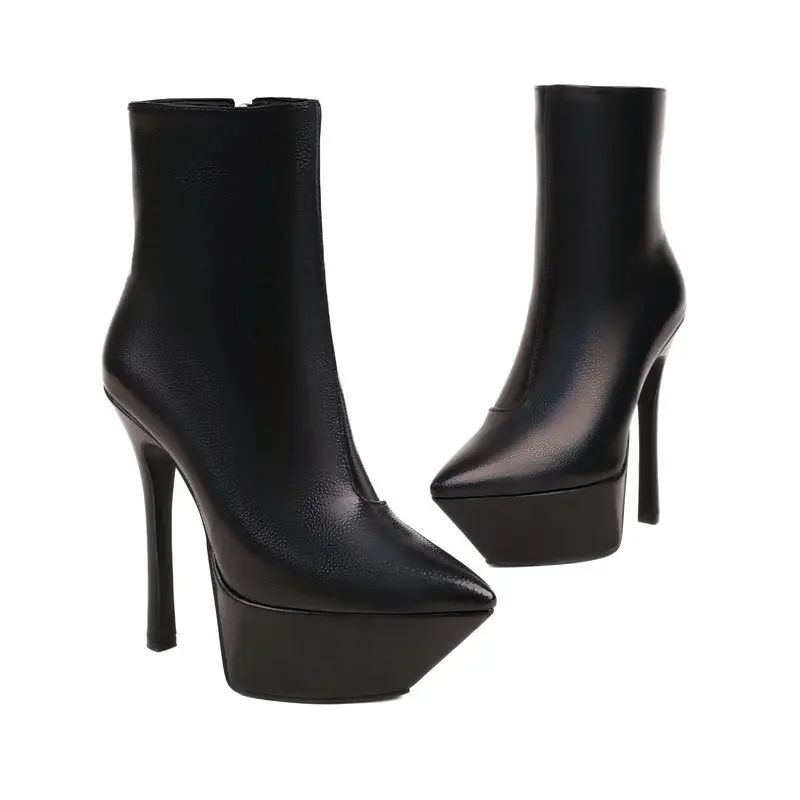 Яркие красочные ботильоны на платформе с острым носком тонком очень высоком