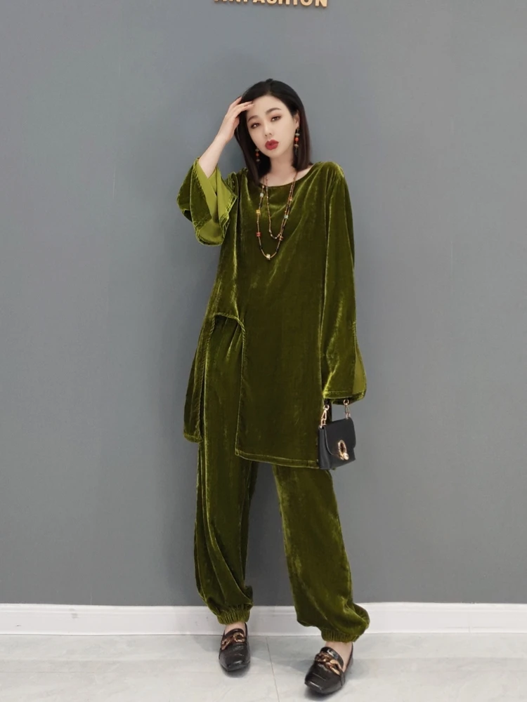 

Spring 2023 new female suit pleuche long-sleeved blouse mouth trousers languid is lazy beam wind leisure comfortable big yards