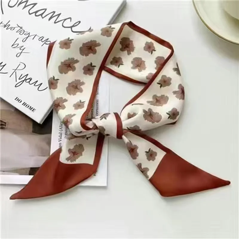 Рисунок 2 - Женский узкий ободок с надписью