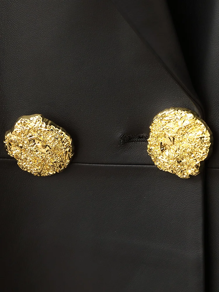 Рисунок 4 - Женский блейзер из натуральной кожи