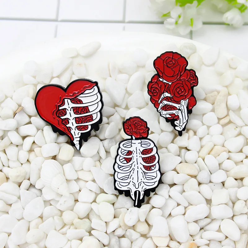

Skeleton Rose Brooch Cardiac Sternal Rib Cage Zombie Hand Bone Human Anatomy Art Enamel Pin Alloy Lapel Badge Jewelry Gifts