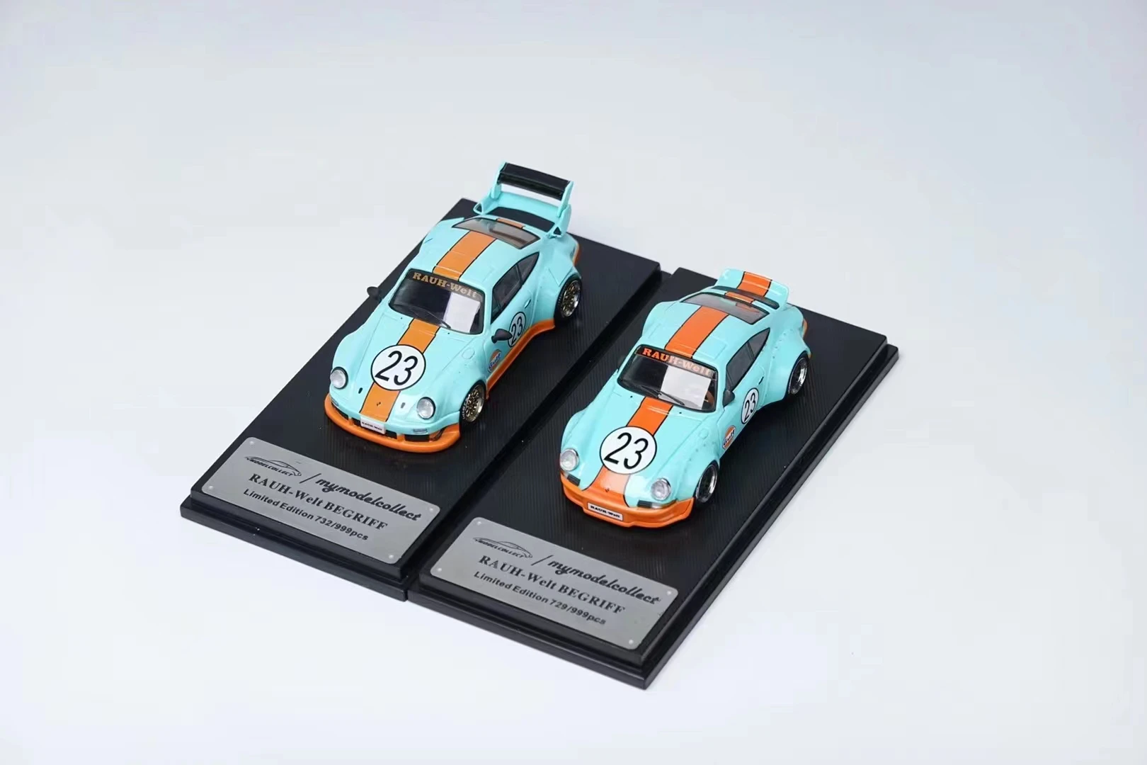 

MC 1/64 RWB 930 GULF Two Car Suit Limit Alloy Diecast Car Model