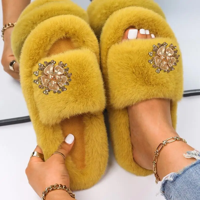 Women Winter Home Fur Slippers Indoor Warm Flower Decor Shoes Non-slip Soft Winter Faux Fur Slippers Bedroom Floor Shoes