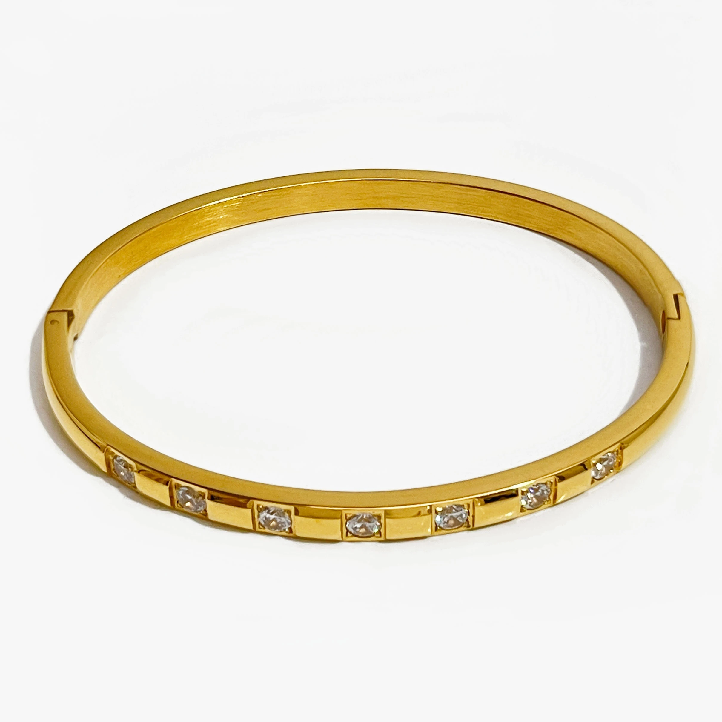 

Peri'sbox Waterproof Stainless Steel 18K Pvd Gold Plated Cz Zircon Cuff Bangle for Women Minimalist Stacking Bracelets Jewelry