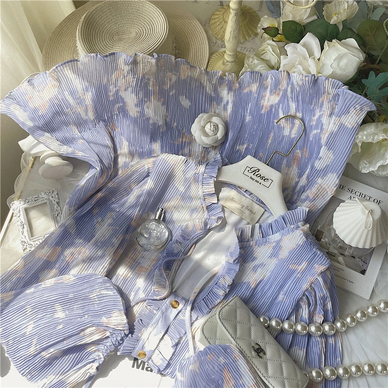 

New fairy to underneath the romantic lavender purple organ temperament of pleated dress
