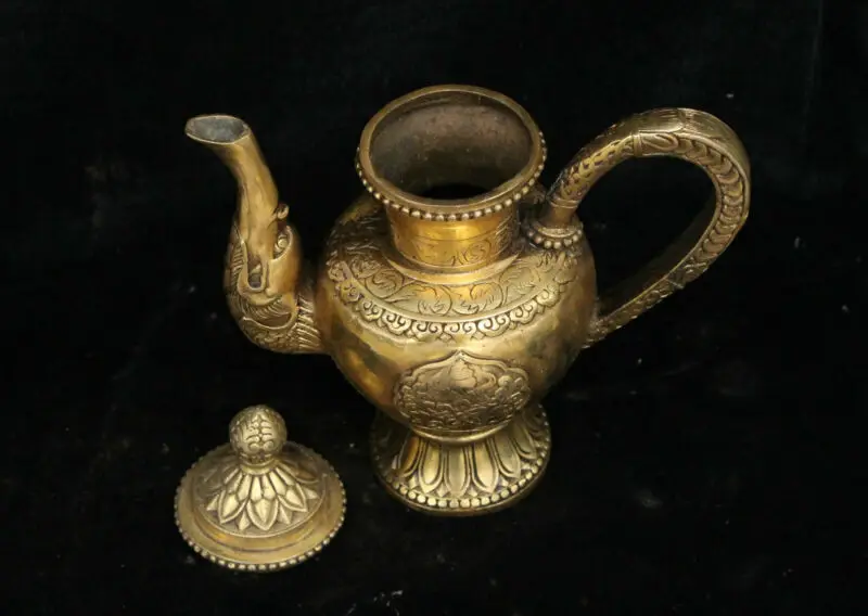 Тибетский буддизм латунный бронзовый зверь 8 символов благоприятного вина