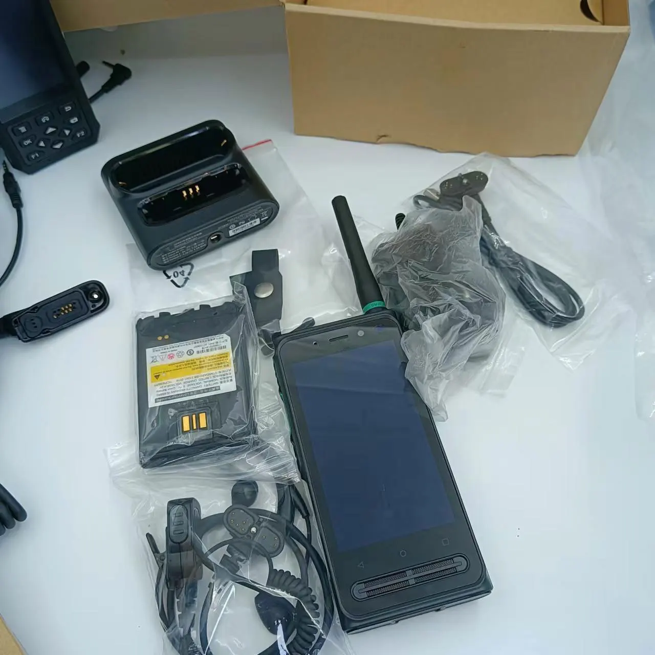

Рация zello + на android, аналоговая сигнальная рация GH880 UHF 403-470 МГц