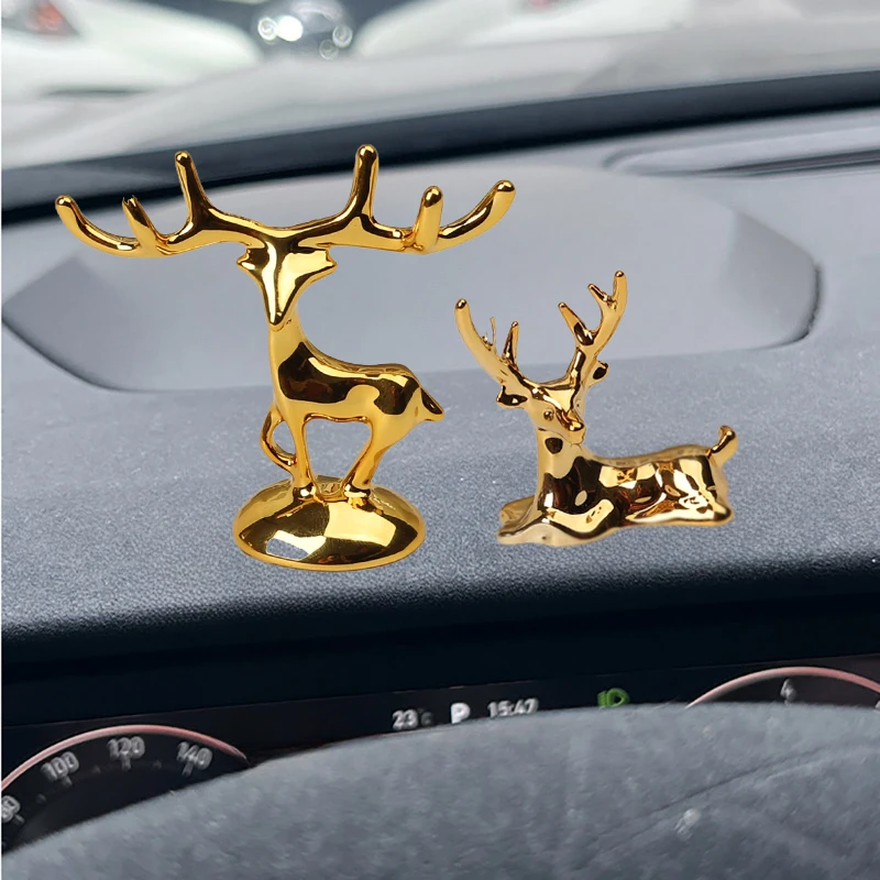 z kreskówek zwierzęta wnętrze samochodu konsola środkowa dekoracja osobowość pokój jadalnia stół biurka