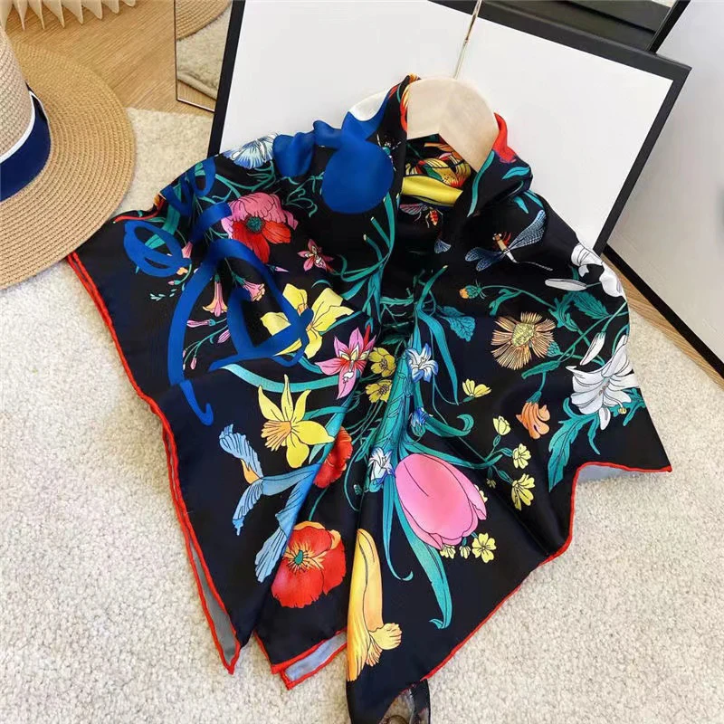 

Luxury Brand Cartoon Mouse Flower Square Silk Scarf Women Satin Print Hijab Scarves Bandana Female Shawl Wrap Headband Foulard