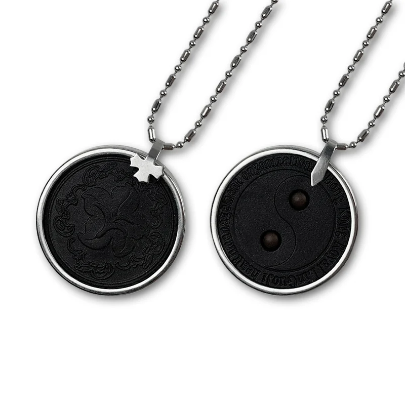 

2023 Jewelry Ornaments Pendant Black Ceramic Bauhinia Stainless Steel Frame Necklace For Men And Women