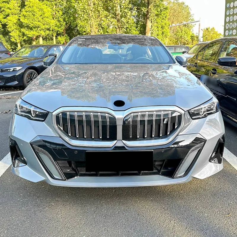 Накладка на спойлер переднего бампера для BMW 5 серии G60 G61 2024 M спортивные