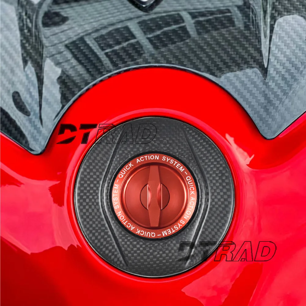 Фото Крышка топливного бака из карбона без ключа для мотоциклов MV Agusta F4 R RR RC 2010-2018, BRUTALE 1000, 920, 910, 990R, 1090, 1078, 750 №3