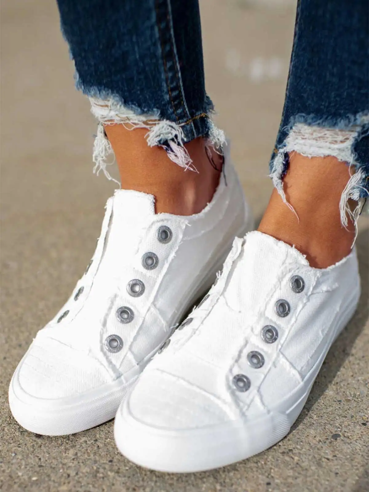 Women Slip On Round Toe Flat Canvas Sneakers Platform Canvas Shoes  Classic Solid Lace-up Sneakers Outdoor Walking Shoe