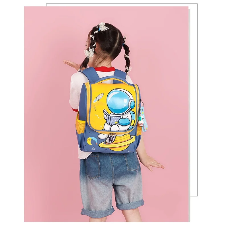 Primary Large Capacity Children Cartoon Fashion Backpacks 2022 New Girl Boy Cute Astronaut Rabbit Schoolbags In Kindergarten Hot