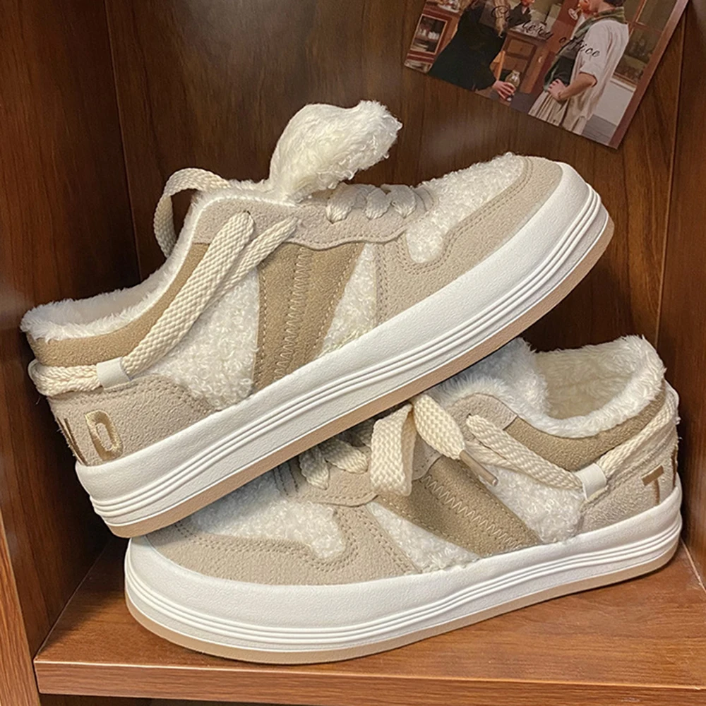 

Женские кроссовки из овечьей шерсти, на шнуровке