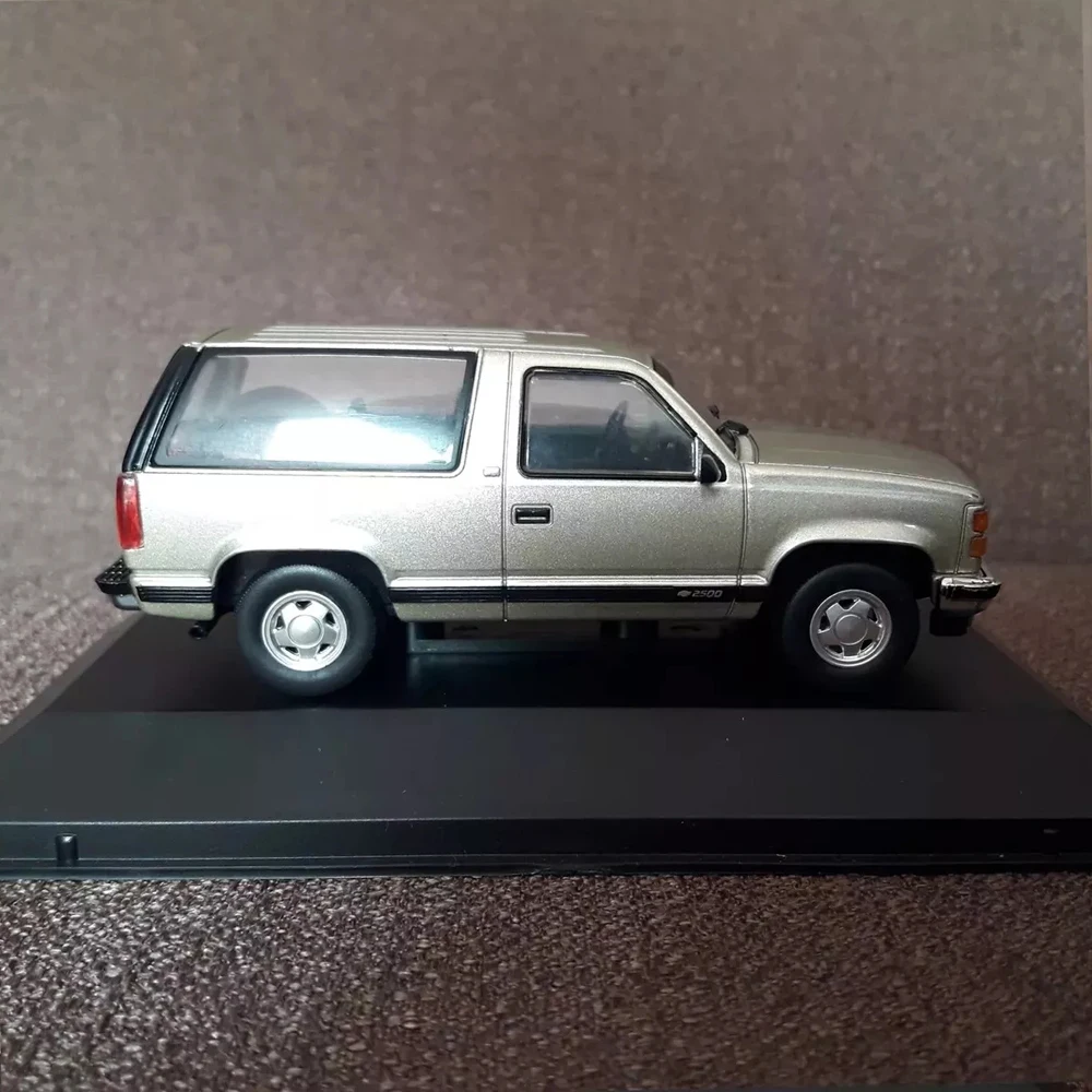 Silverado 1996 1:43 Auto A Escala Diecast Cch Car Toys Model