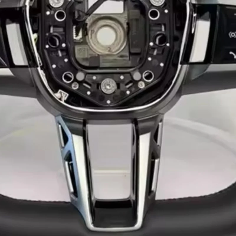 Фото Кожаный чехол на руль для BMW M3 M4 G68 G70 G20 G22 G30 G31 M2 G87 M3 G80 G81 G42 G82 M340i, аксессуары для руля №3
