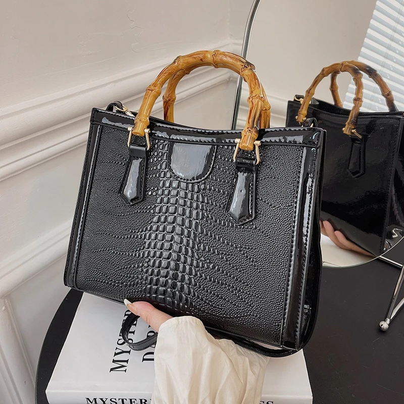 

High Quality Leather Shoulder Bag For Women 2023 Luxury Alligator Handbag Designer Women Bag Retro Bamboo Handle Tote Bag Female