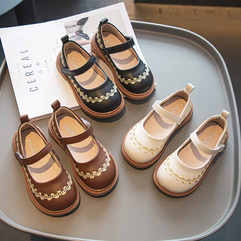 

Girls Mary Jane 2022 Spring and Autumn Princess Black Casual Child Fashion Round-toe Embroidery French New Retro Shallow Shoes