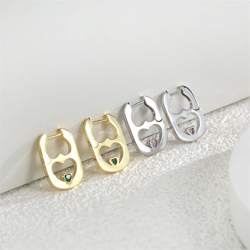 

Pink/Green Color Love Heart Crystal Hollow Geometric Earrings Fashion Women Pig Nose Earring Double Heart Design Ear Buckle Gift