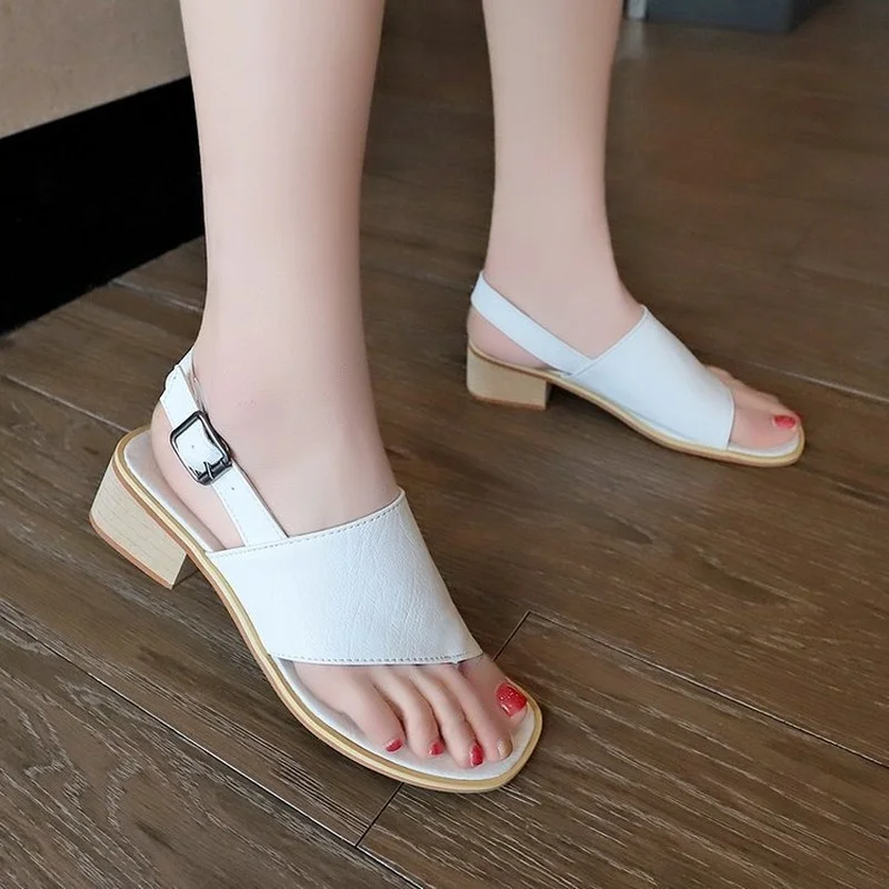 2022 Summer Plus Size Fashion Gladiator Sandals for Woman Zapatos De Mujer Solid Clip Toe Buckle Strap Casual Shoes for Women
