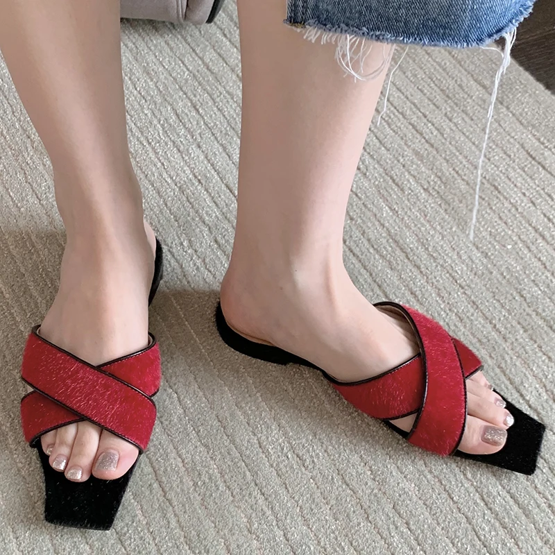 

The New 2022 Summers Female Casual Outdoor Slides Flat Women Flip Flops Sandals Fashion Luxury Ladies Slippers Flats With Shoes
