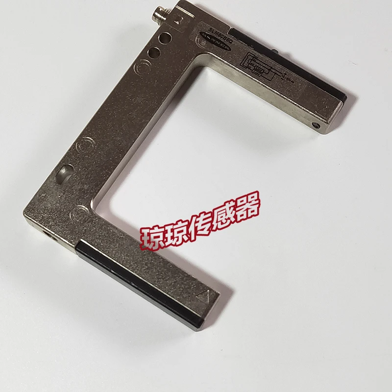 

Новый оригинальный фотоэлектрический переключатель лотка вилки для баннера SLM80B6Q SLM50P6Q