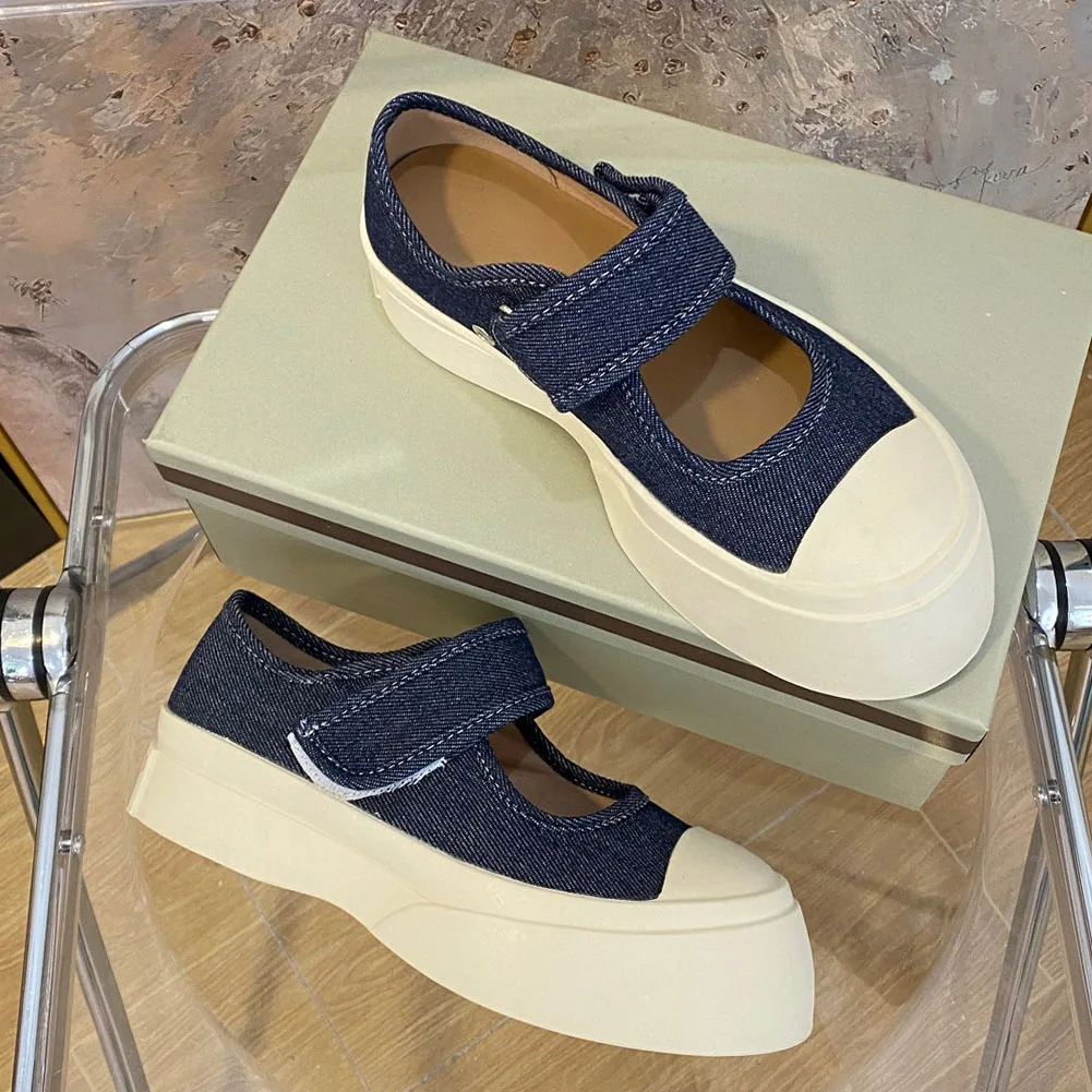 

Top Quality Women Flats 2023 Spring Summer Casual Mary Jane Flats Denim Blue Comfy Walk Designer Rubber Fashion Vulcanized Shoes