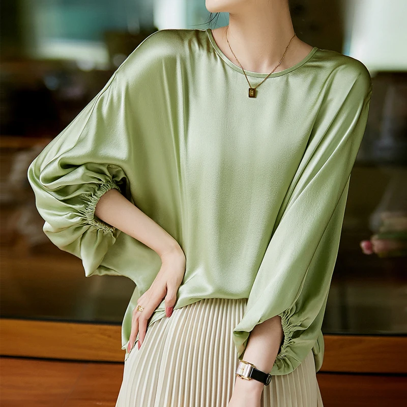 

Fashion O-Neck Shirt Summer New Office Lady Solid Tops Elegant Batwing Sleeve Silk Satin Shirt Korean Loose Clothes Blusas 27195